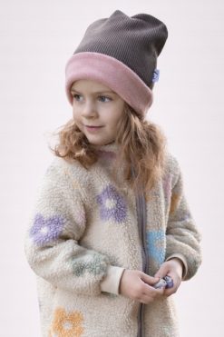Detská zimná čiapka zo svetroviny