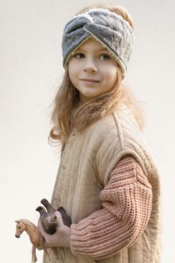 Detská zimná čelenka zo svetroviny Mokoš